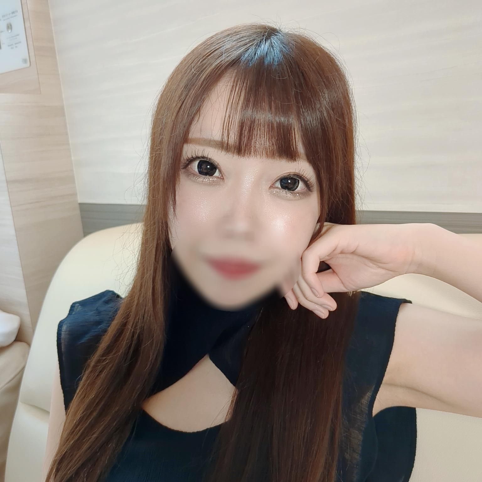hamemedia : 🔥【無碼羞辱】🔥纖細美女淚流滿面！膽小不敢吭聲「求你停下…」，初次體驗真實快感💦😈💥