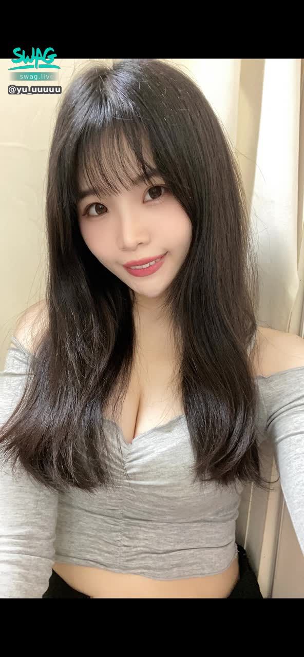 yu_uuuuu : 因為一些原因
改明天19.辦公室開播❤️