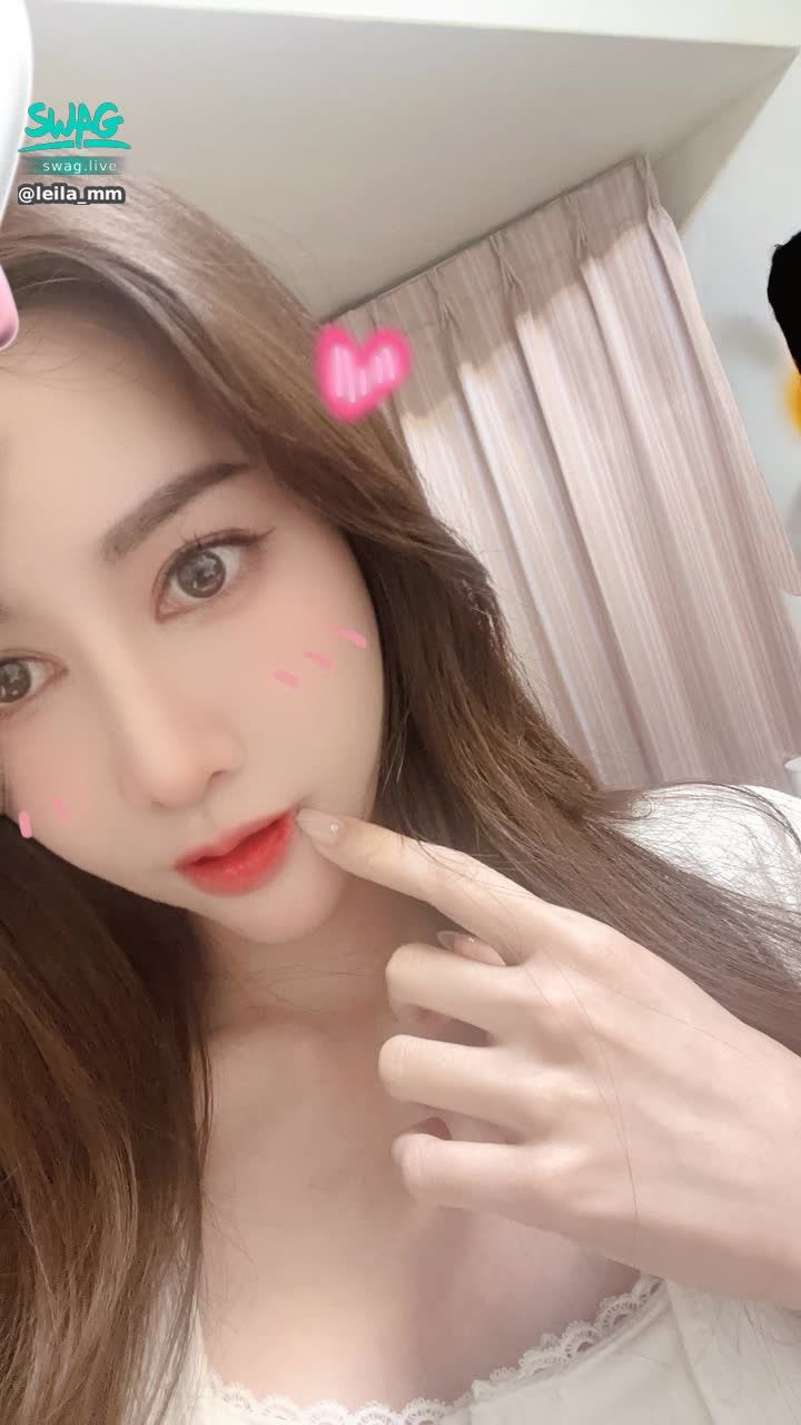 leila_mm : 7/8(二） 17:30 綠播💓性感成熟系🎙️

達10w 專屬榜一拋媚眼

#主題直播