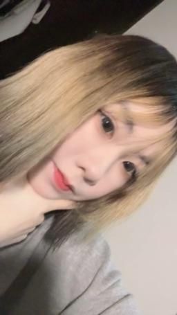 7i_ : 停播兩天 預計禮拜五回來 要想我😭