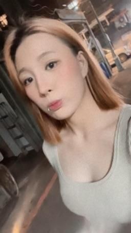 sharontana : 有點ㄉㄨㄞ😍