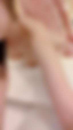 ladyyuan : 後入母狗趴表情淫蕩到不行⋯從後面好深好爽！可以求饒嗎⋯想看完整版私訊我）