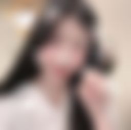 annie_lovely : 可愛喵陪Babe吃飯😘