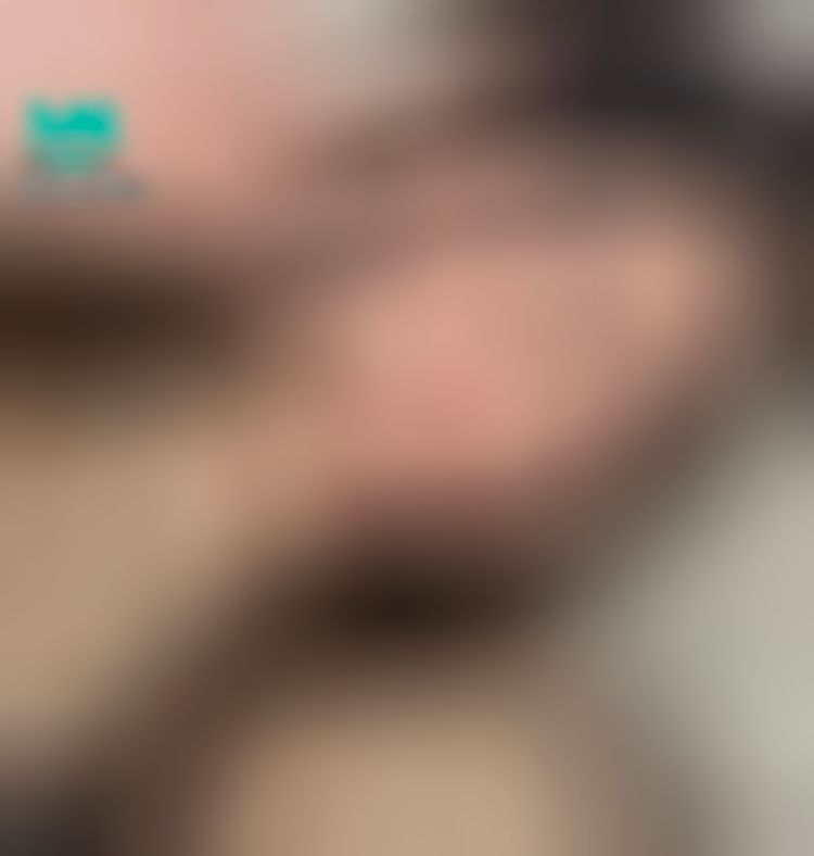 chloe_0915 : 每天都在下雨😥心情都好不起來~希望可以出現一個可以逗我笑的人😚 #可愛 #生活 #素人 #日常 #蘿莉控 #貧乳 #露臉 #甜美