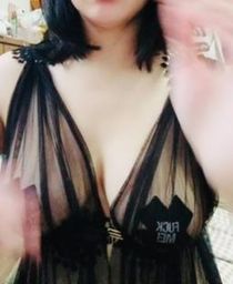 lelelina : 第一視角晃奶奶😳😳
性感腋下白皙嗎?😳😳
#樂樂#巨乳#愛撫#性感#騷#白皙#腋下
#呻吟