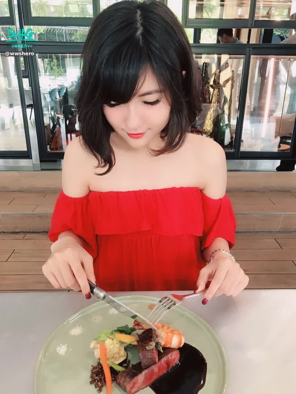 wwshero : 今晚整點來祝我生日快樂呀
7/12 00:00 準備接受你們滿滿的祝福了🥰🎂