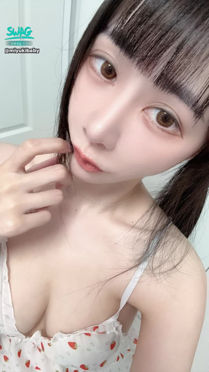 miyukibaby : 解鎖🔓照片回覆完成送隱藏版2部🍓👅🎁😈