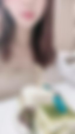 lovemeredith : 參加保養品做談會吃茶點，要不要一起來