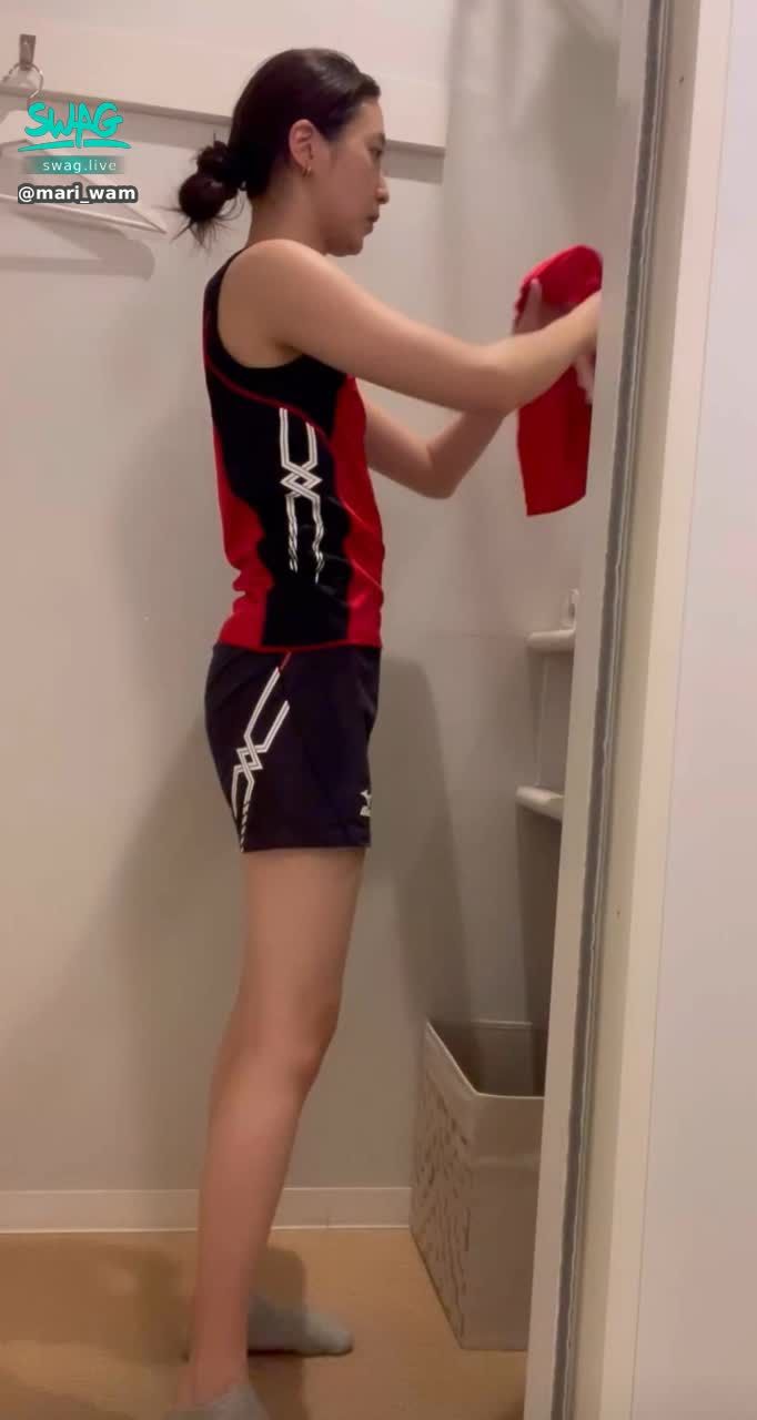mari_wam : at gym