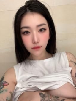 arielbb : ✨還沒看過愛子的長片嗎？
每部都是精彩，如果有雷，私訊我
愛子補償你

#純約會特價中
#長腿
#愛子
#大奶
#潮吹女王
#大尺度
Babe