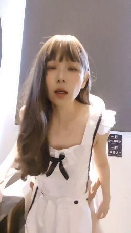 lolo1004 : 被抓著屁股瘋狂後入，好酥麻❤️