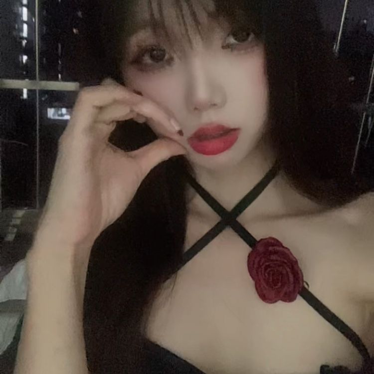 weiwei991226's avatar